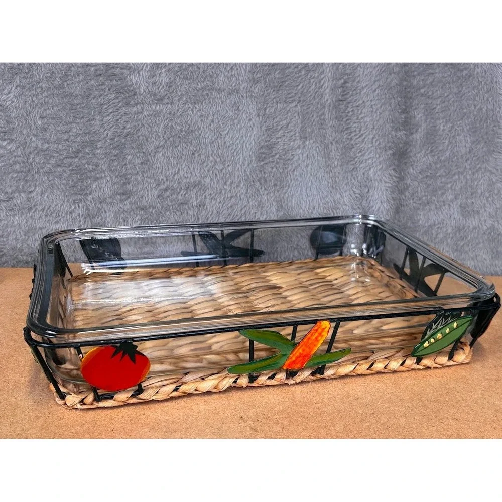 Vintage 9x13 Glass Baking Pan 3 Qt with Woven Basket Metal Vegetable Carrier USA